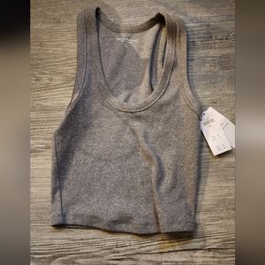 Abercrombie & Fitch Cropped Racerback Tanktop